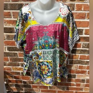 Johnny Was Silk Short Sleeve Shirt Relaxed Fit With Scalloped Edge. SZ Large